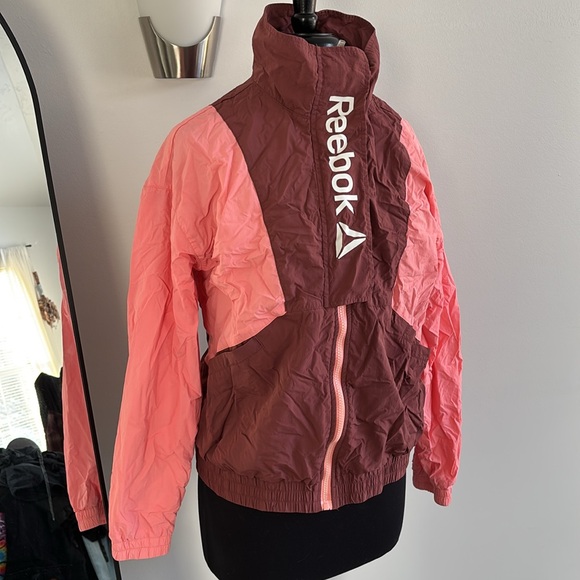 Retro Reebok Jacket - Picture 2 of 5